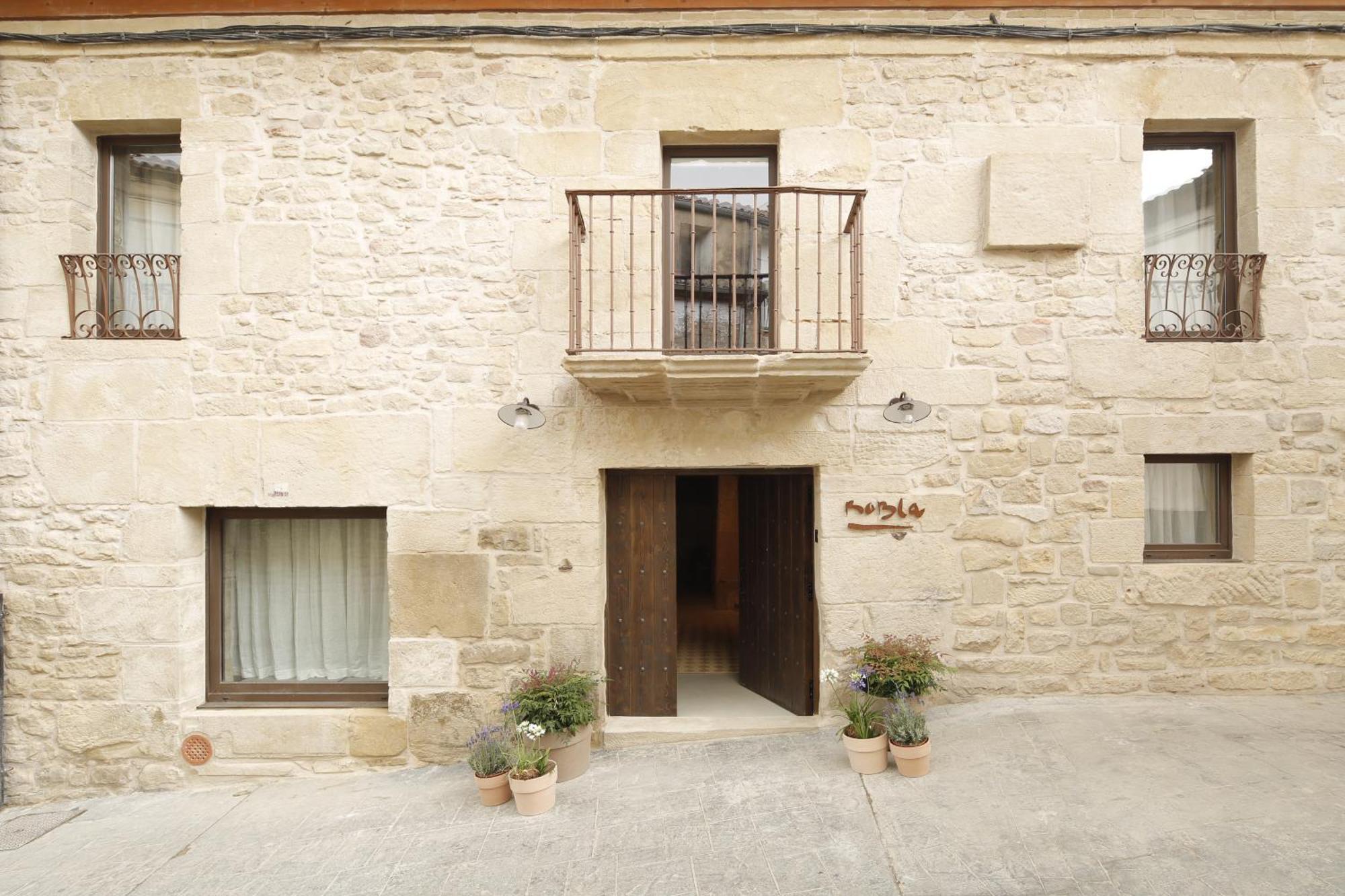 Casa Robla Guest House Bilar Exterior photo